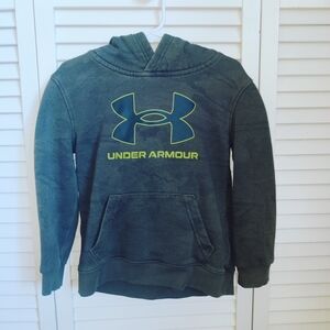 Under Armour Green Camouflage Hoodie Boys Size 4T